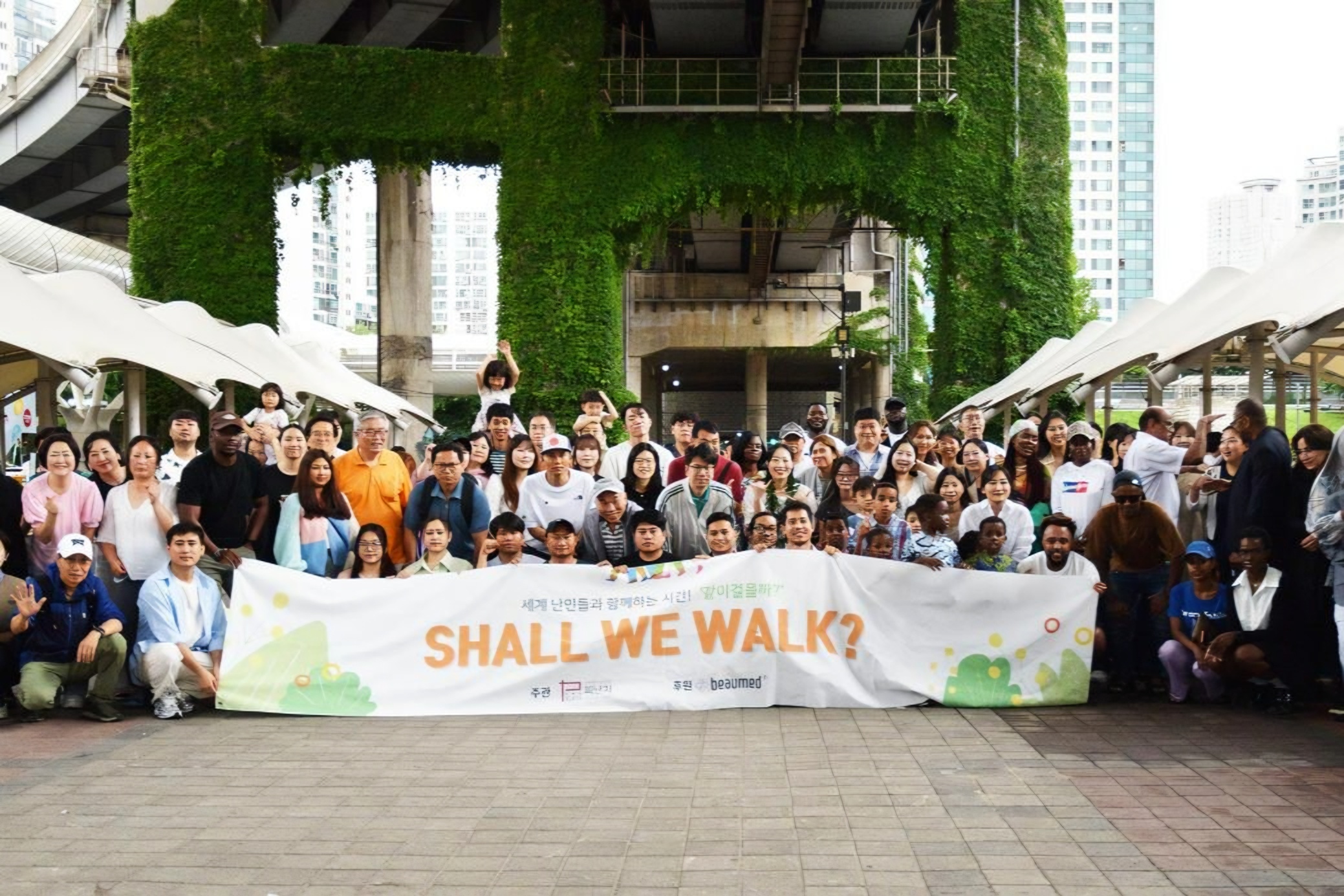 Festival Pengungsi Seoul Satukan Komunitas Ilustrasi festival pengungsi seoul untuk artikel Festival Pengungsi Seoul Satukan Komunitas di Ttukseom Park